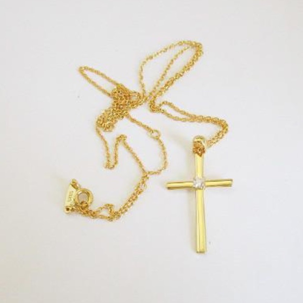 Cross necklace 18k gold plated